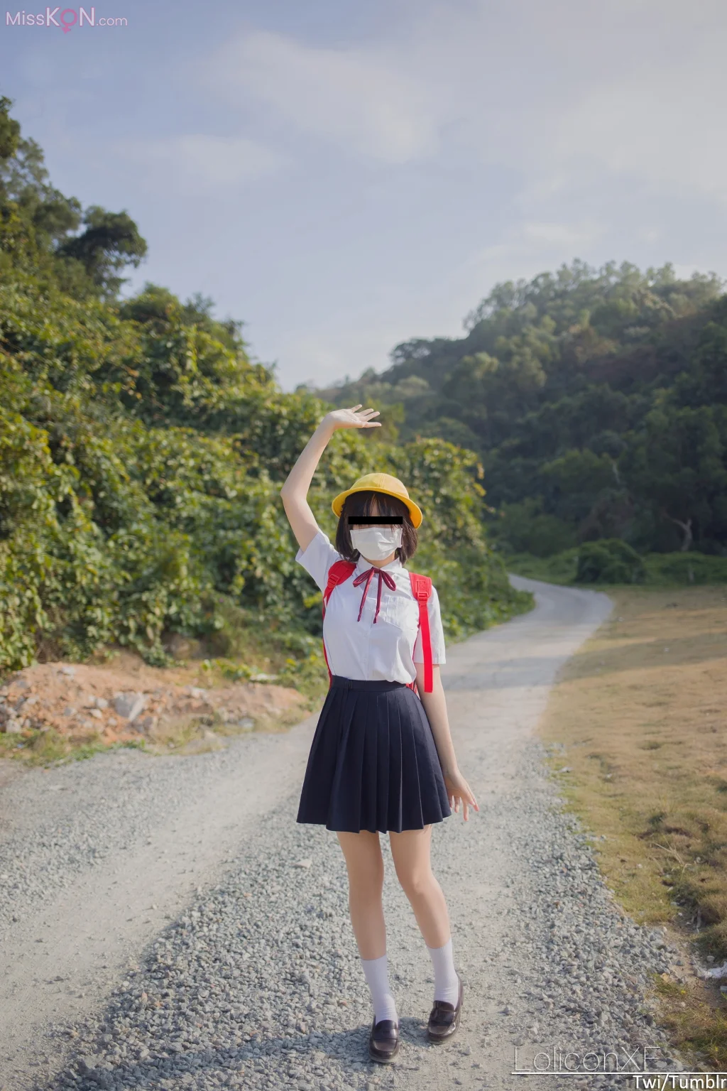 Coser@悠宝三岁_ 幼稚园遇到坏人要求被脱衣服