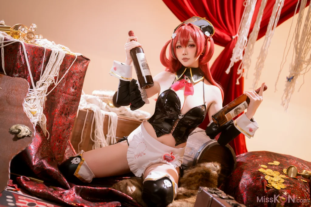 Coser@星之迟迟Hoshilily_ NIKKE-马斯特·浪漫的女仆