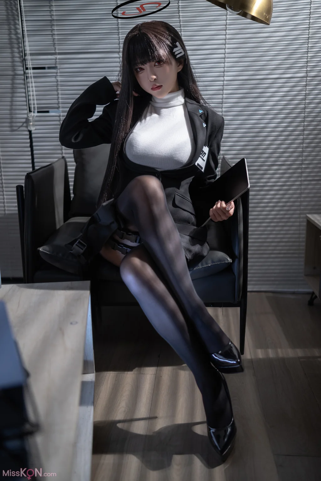 Coser@矢量鱼_ 蔚蓝档案 调月莉音 黑丝OL