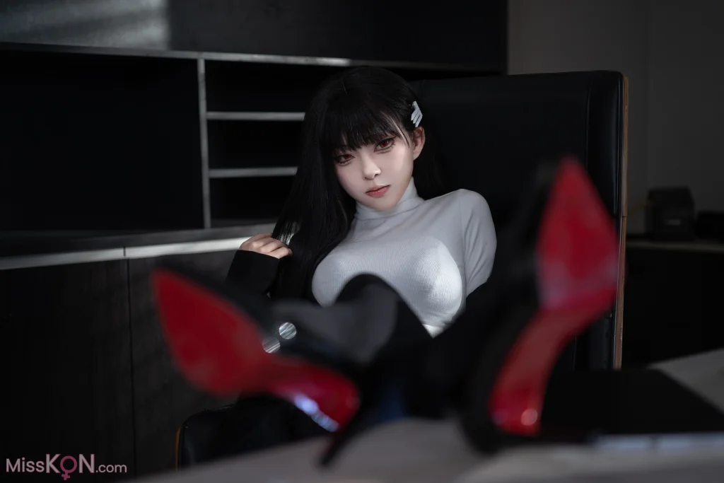 Coser@矢量鱼_ 蔚蓝档案 调月莉音 黑丝OL