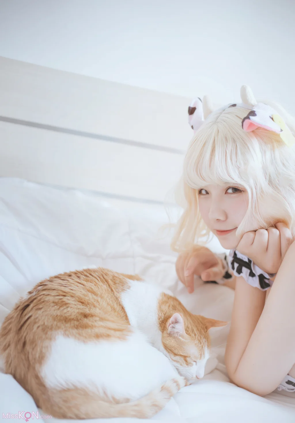 Coser@阿半今天很开心_ 奶牛比基尼