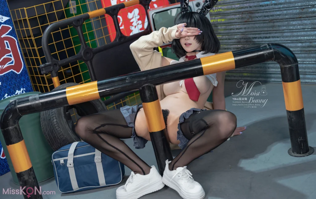 Coser@黏黏团子兔_ 2025年10月作品 賽博逆JK