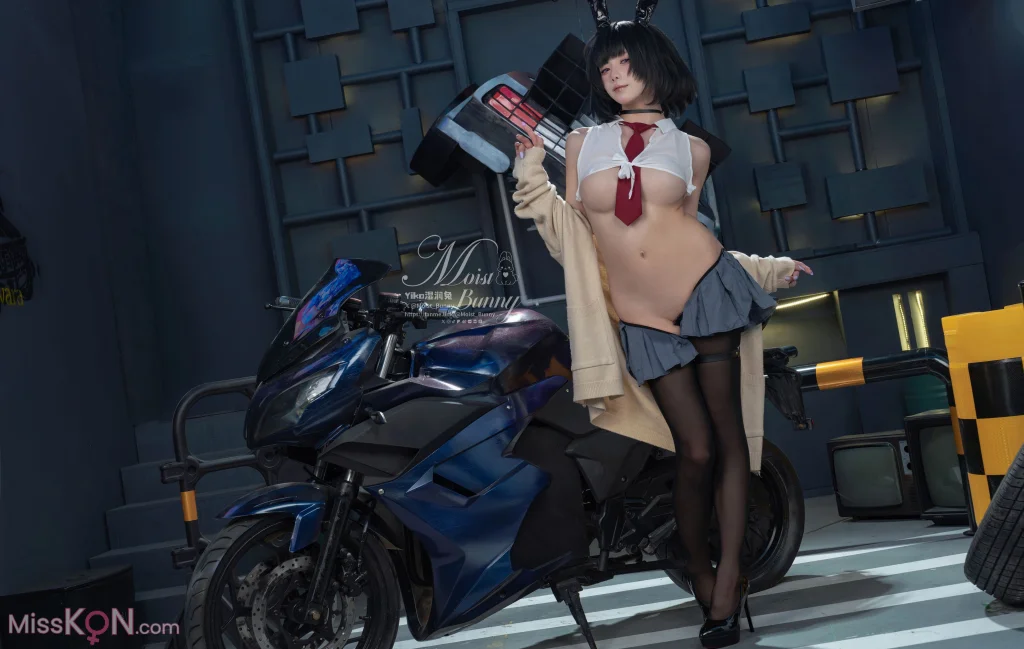 Coser@黏黏团子兔_ 2025年10月作品 賽博逆JK