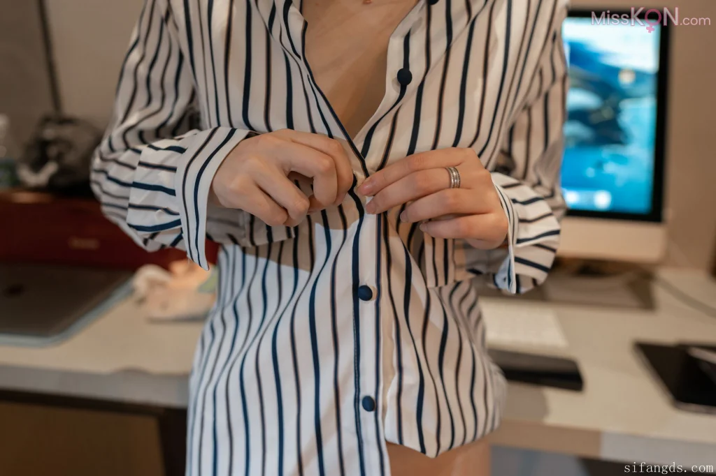 [ISS系列] 定制 – 大学生萌妹