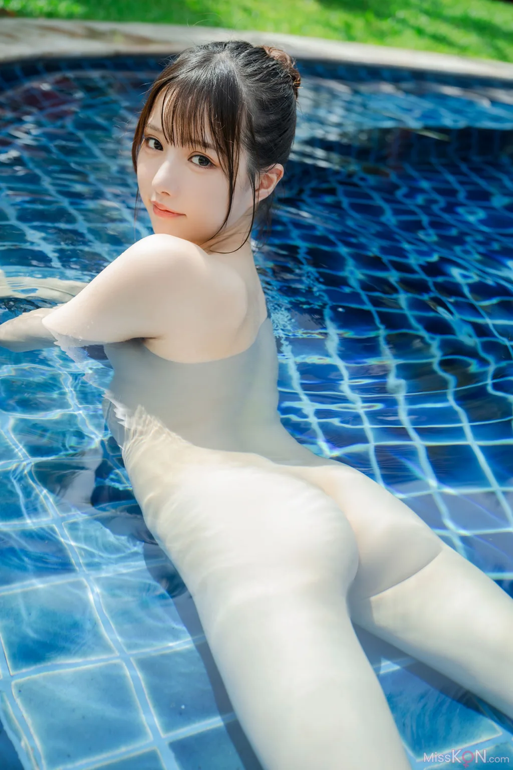 Saki Sasaki (佐々木さき)_ アサ芸SEXY女優写真集 はにかみ天使