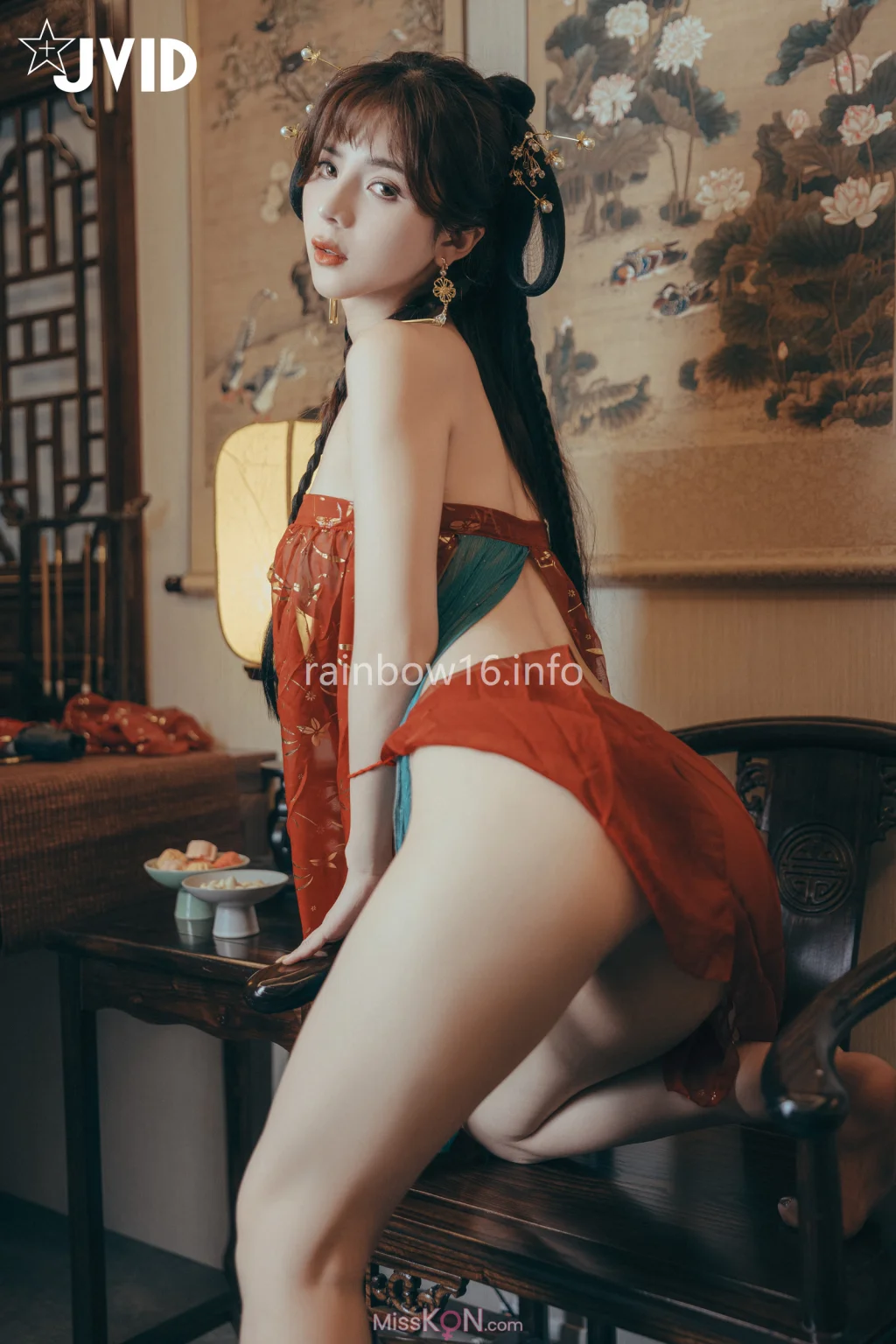 [JVID] 小米恩Mina_ 裸身淫想渡中秋