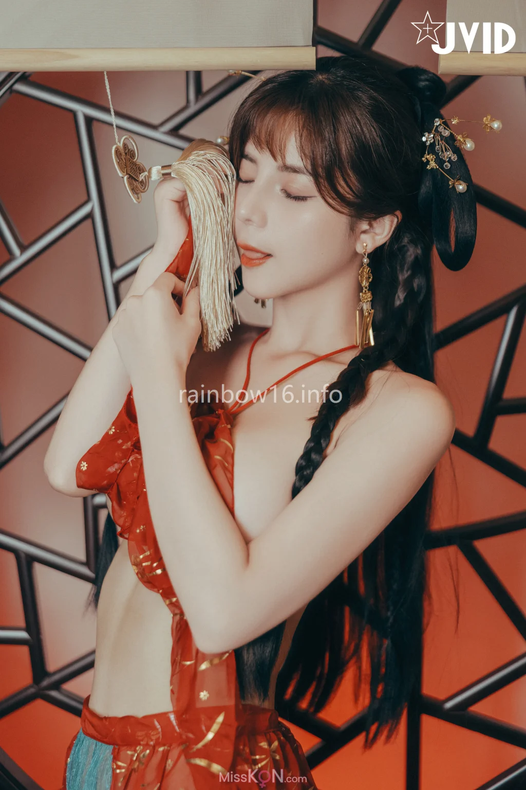 [JVID] 小米恩Mina_ 裸身淫想渡中秋