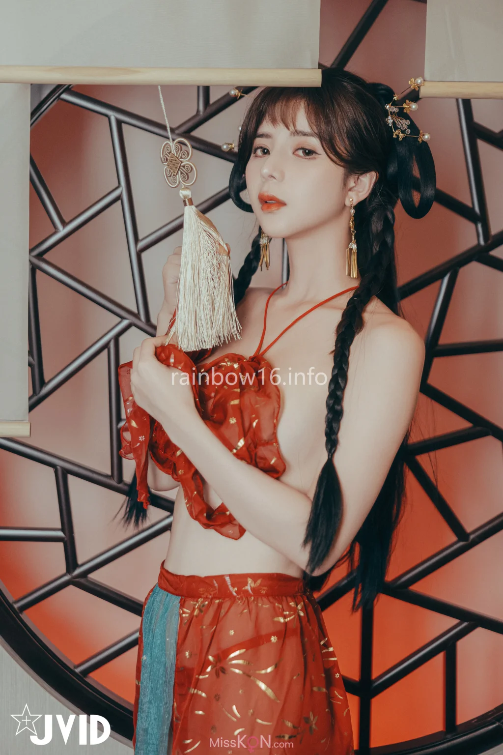 [JVID] 小米恩Mina_ 裸身淫想渡中秋