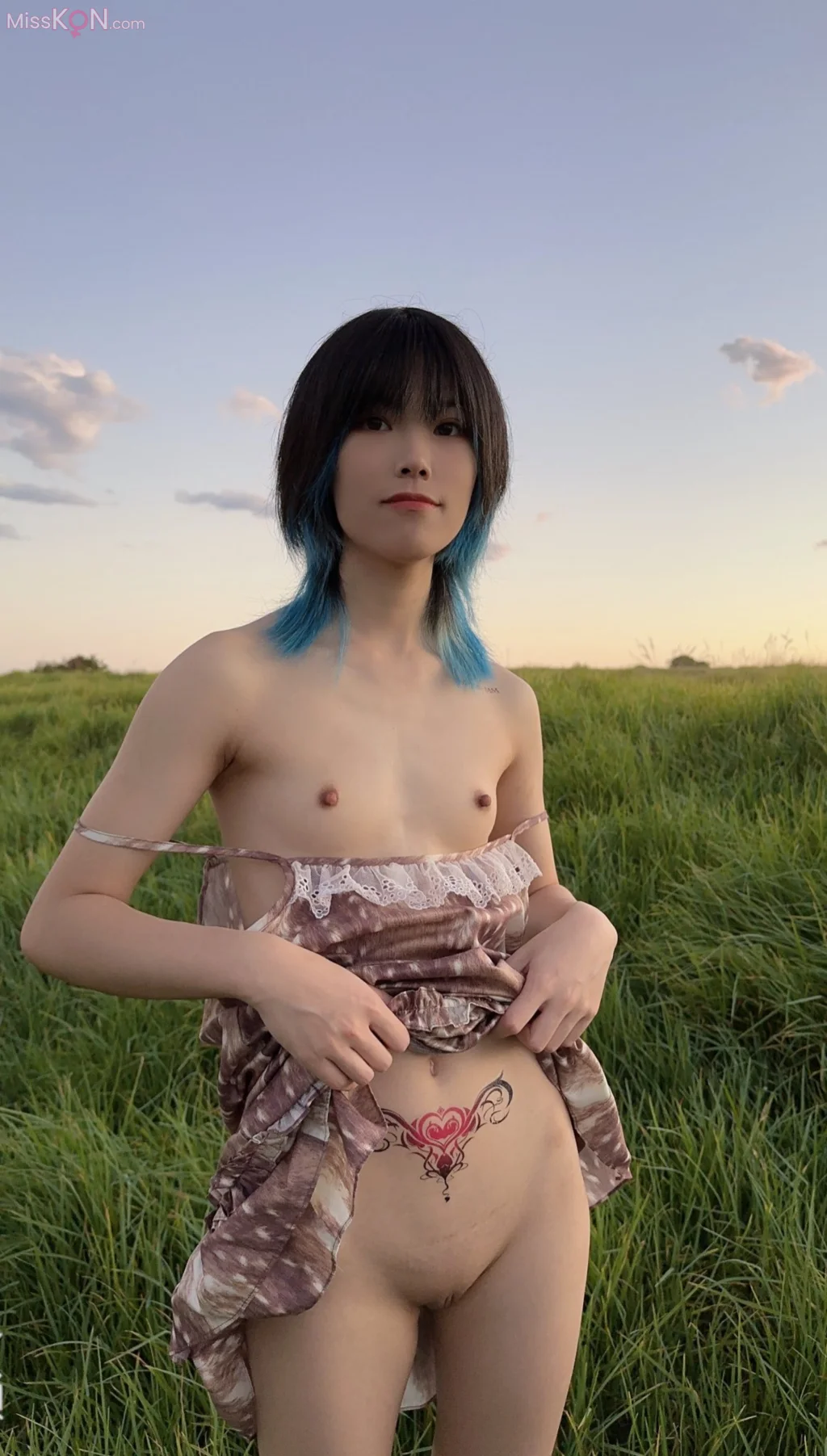 MaggieRiku0406(夕暮)_ 可爱留学生甜妹 高品质户外露出 最新整理更新内容典藏版