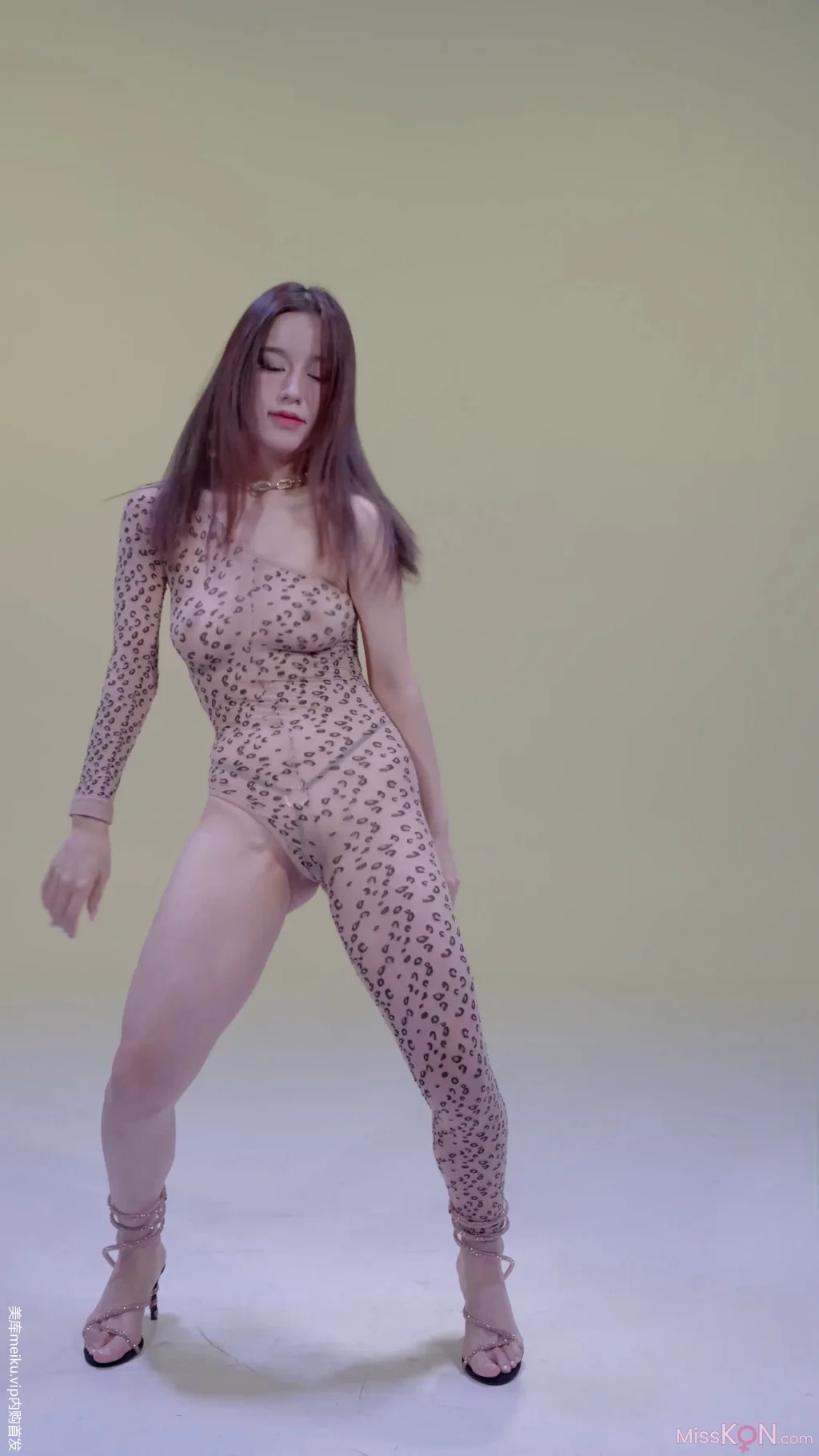 [SPOP] 瑪莎(優莉)_ 重磅絕版 首次露穴裸舞 4K (Part-C)