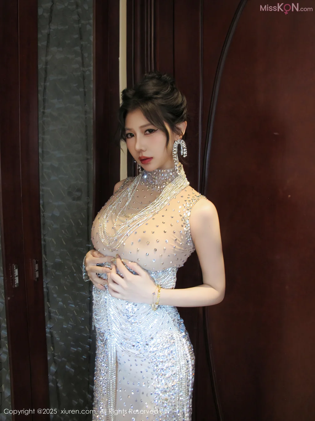 XIUREN No.10802_ Yin Tian Tian (尹甜甜Sunny)