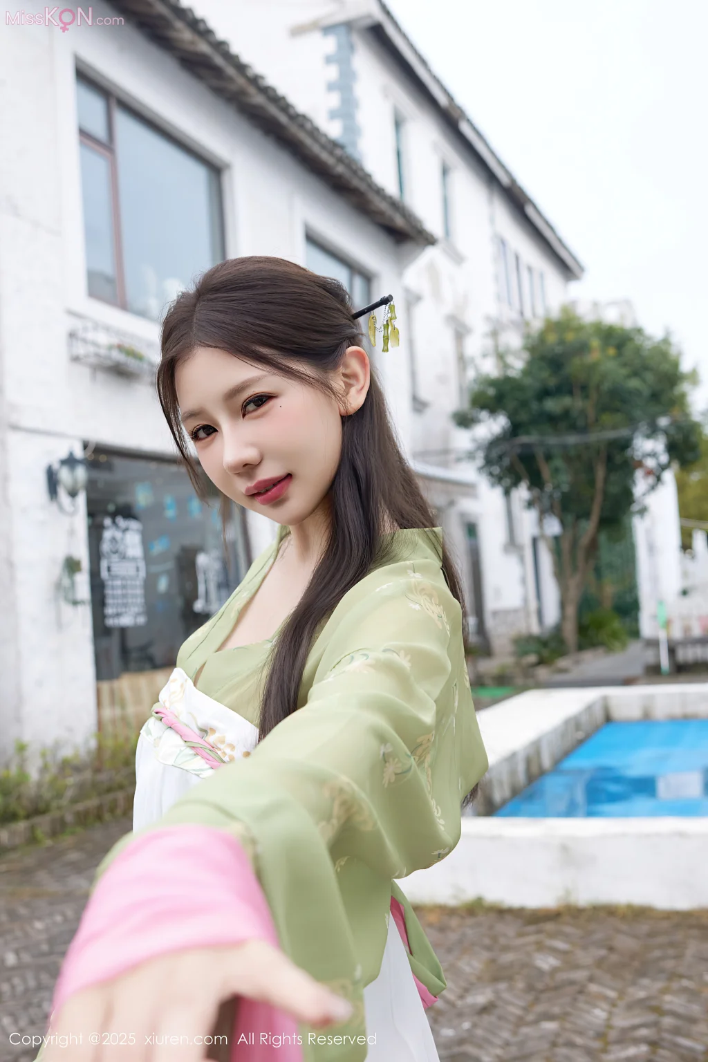 XIUREN No.10834_ Yin Tian Tian (尹甜甜sunny)