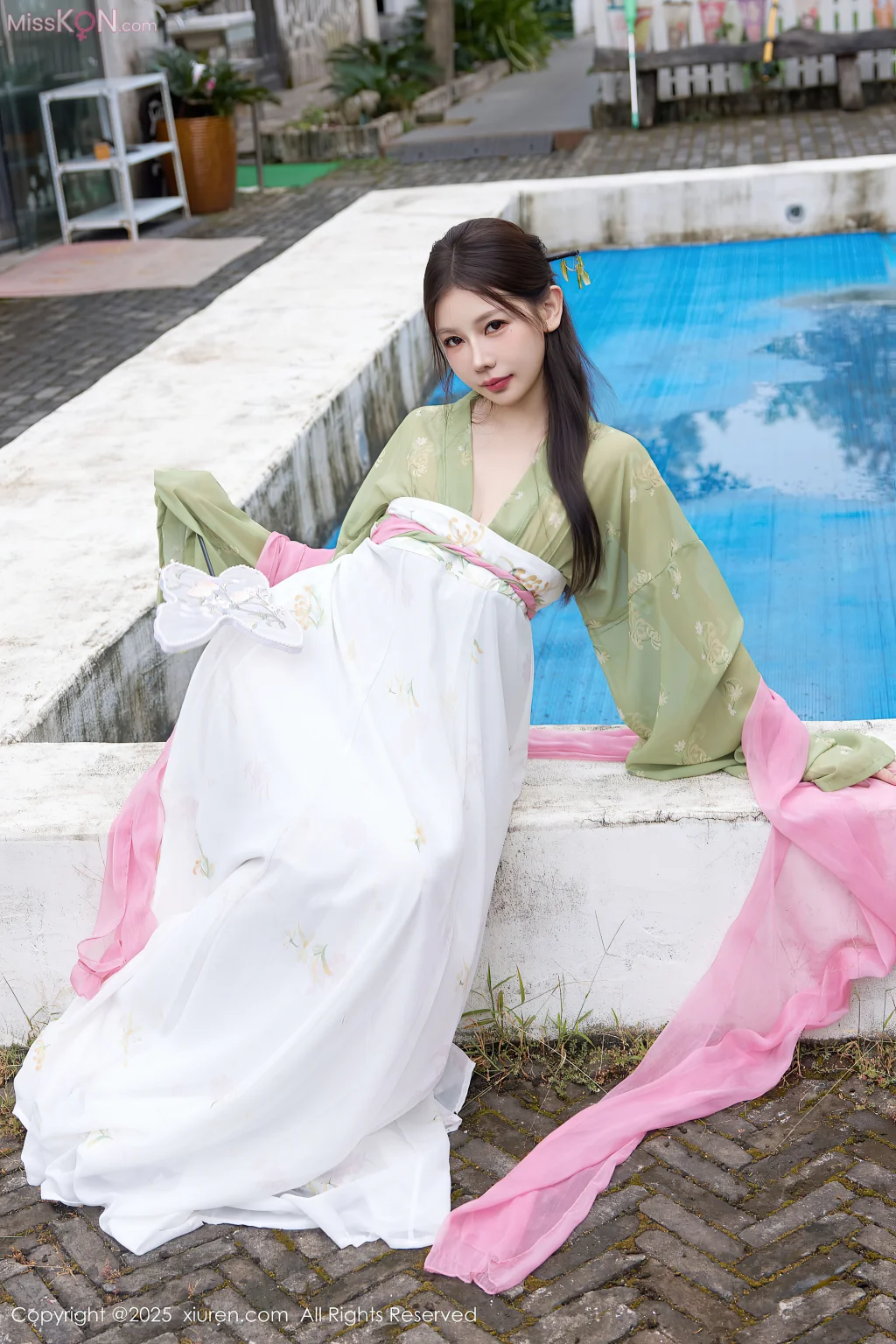 XIUREN No.10834_ Yin Tian Tian (尹甜甜sunny)