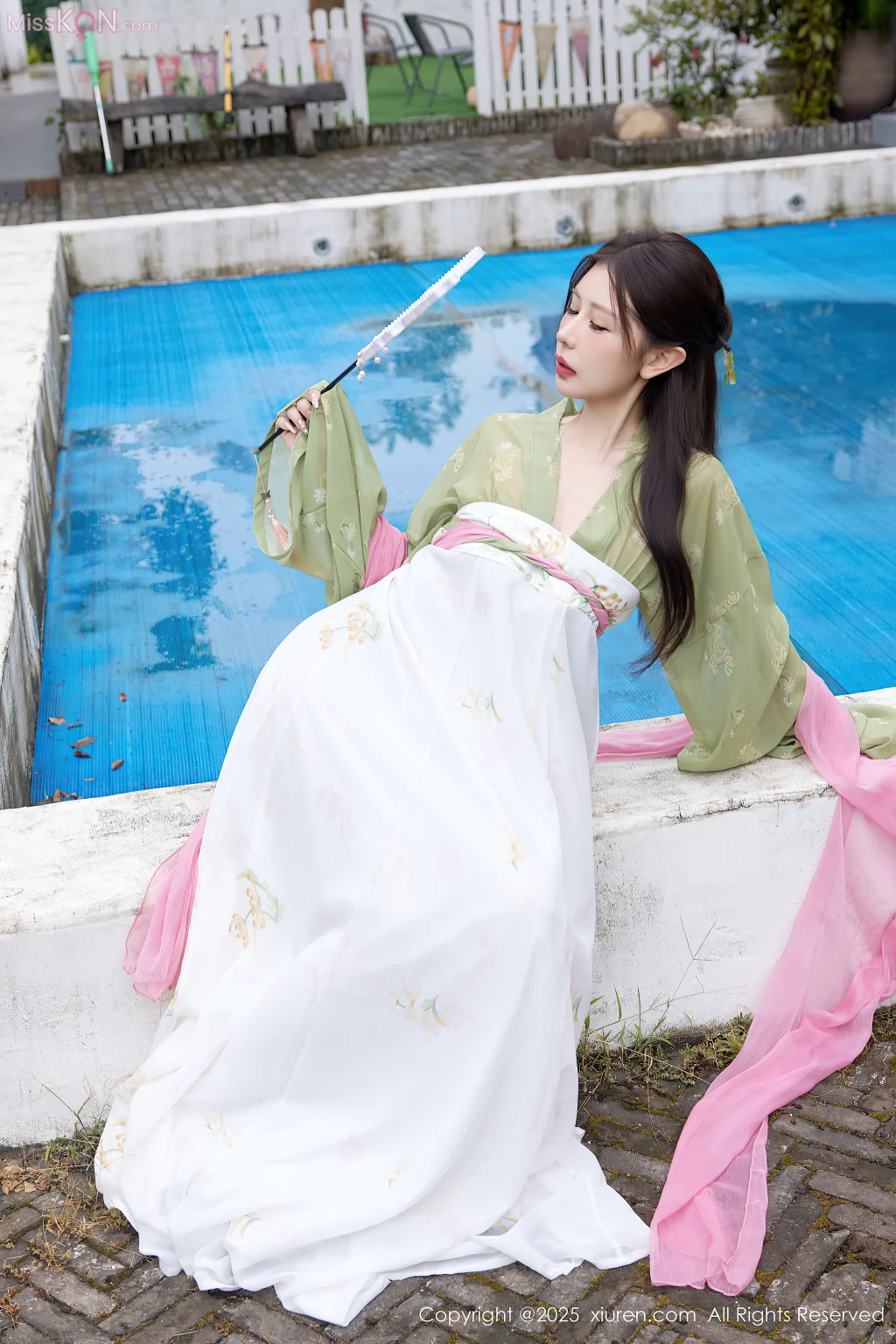 XIUREN No.10834_ Yin Tian Tian (尹甜甜sunny)