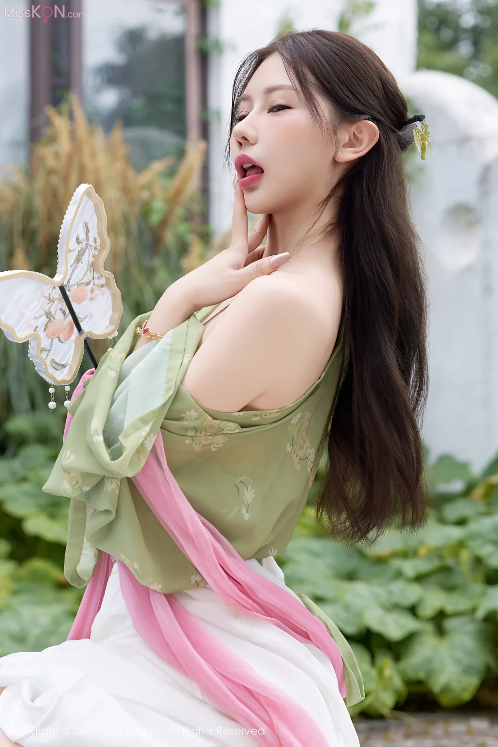 XIUREN No.10834_ Yin Tian Tian (尹甜甜sunny)