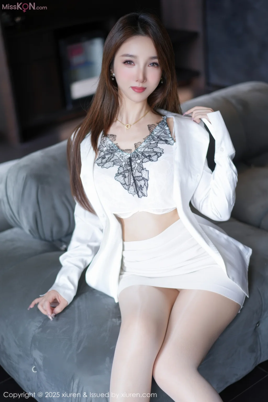 XIUREN No.10872_ 桃桃·夭夭twins