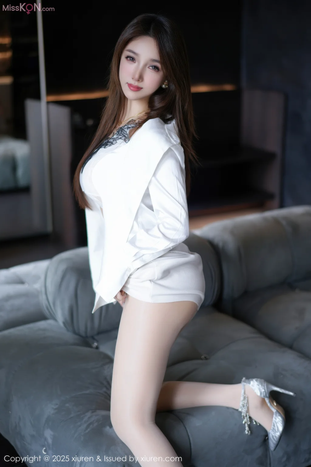 XIUREN No.10872_ 桃桃·夭夭twins