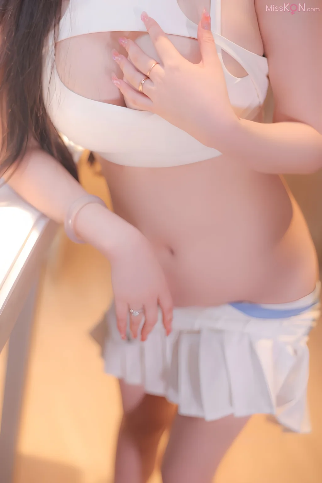 [XR Uncensored] 奶油猫呀_ R18 秀人网模特 啦啦队宝贝