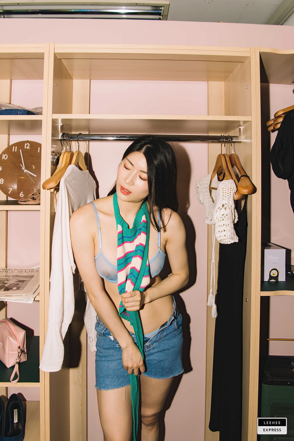 Min.E 민이, LEEHEE EXPRESS LEHC-151A Set.02