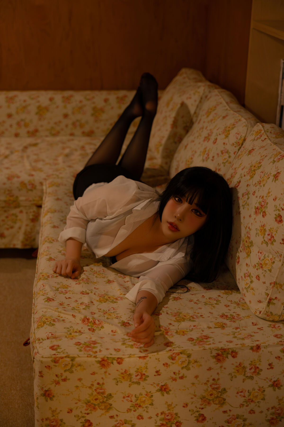 LEEYUIN - Girl Next Door Part01