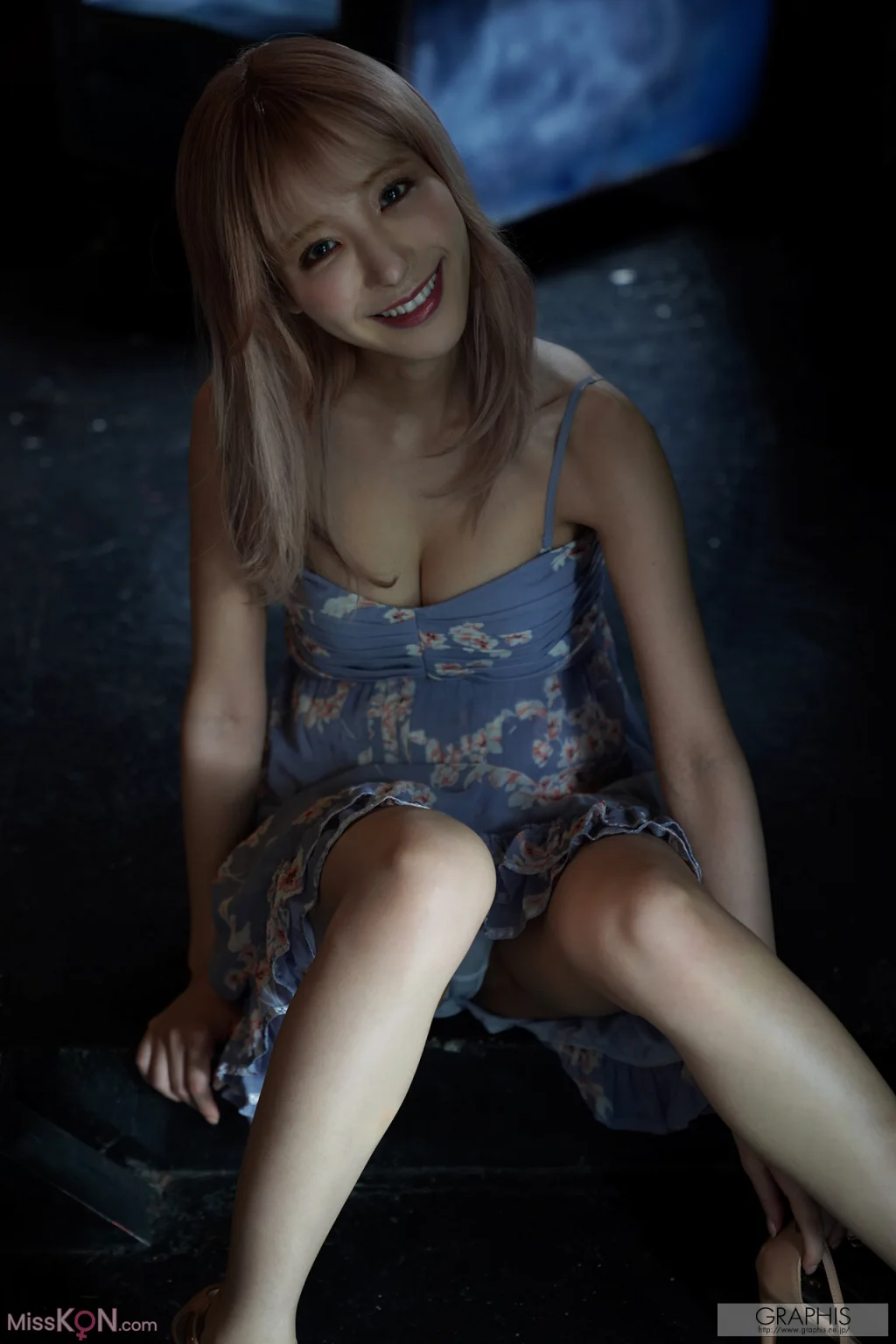 Kana Momonogi (桃乃木かな)_ [Graphis] SUMMER SPECIAL 2020 Change!