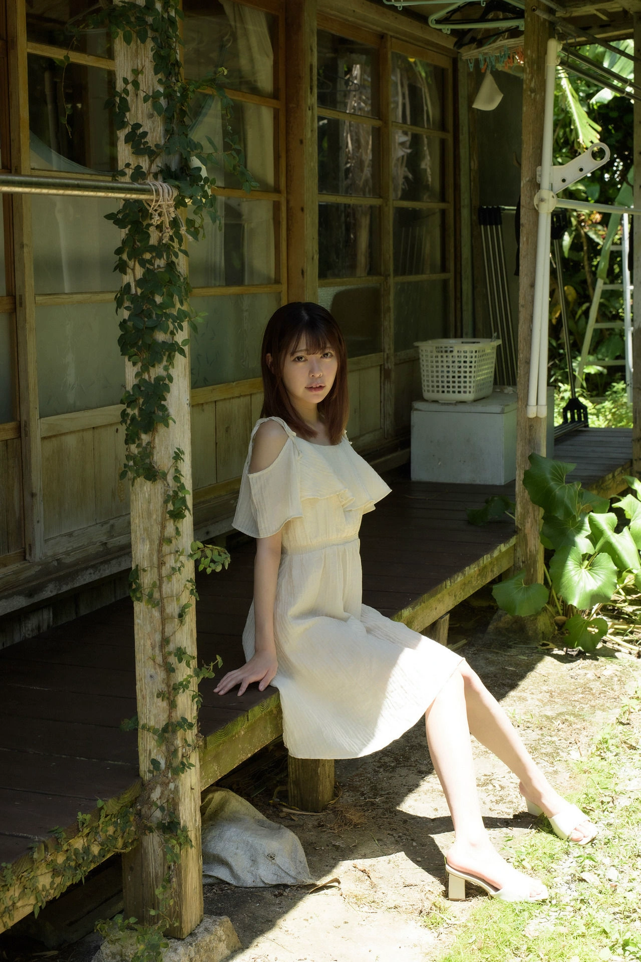 Hinako Mori 森日向子, ヌード写真集 「夏 駆ける 空 Blue sky Blue」 Set.01