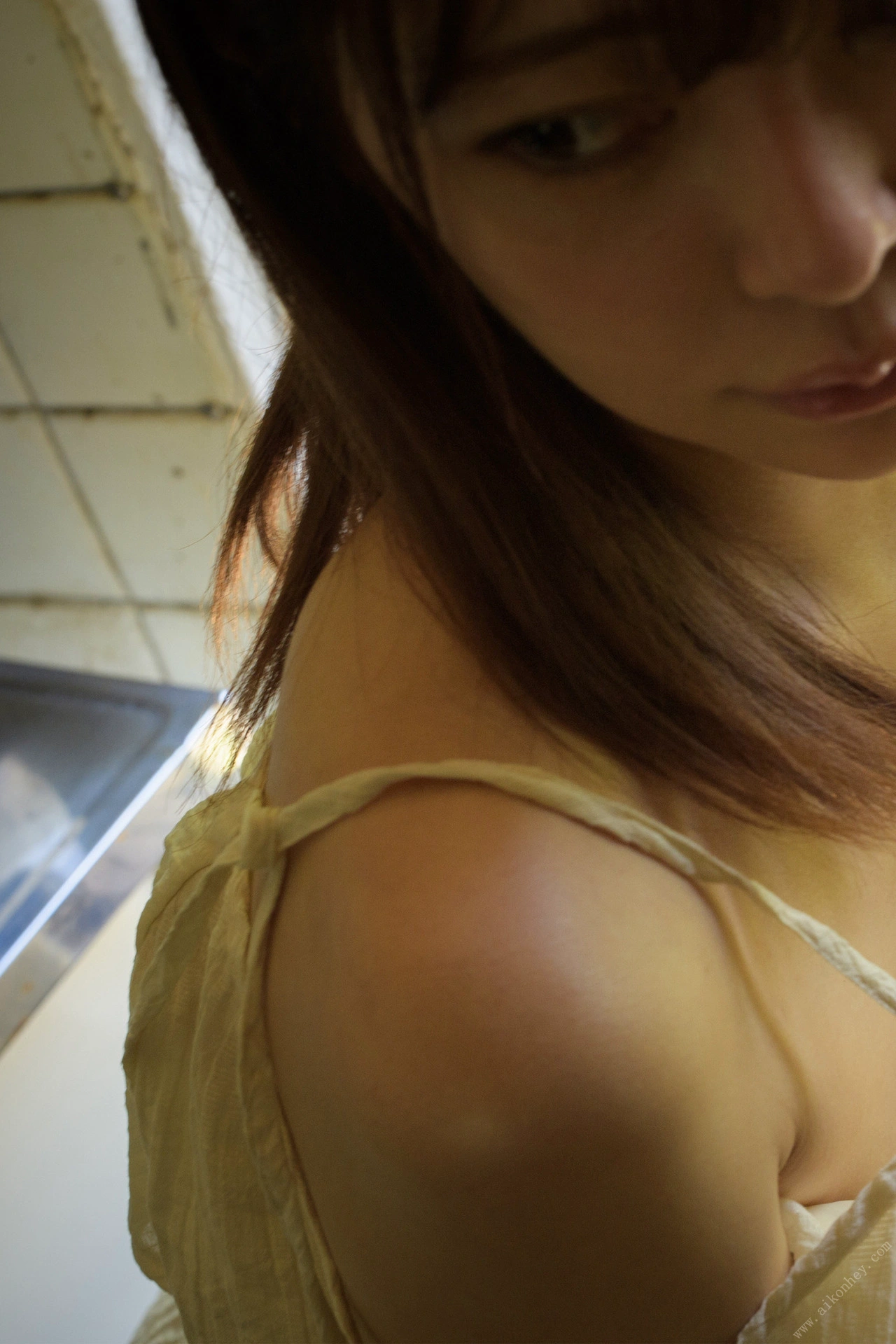 Hinako Mori 森日向子, ヌード写真集 「夏 駆ける 空 Blue sky Blue」 Set.01