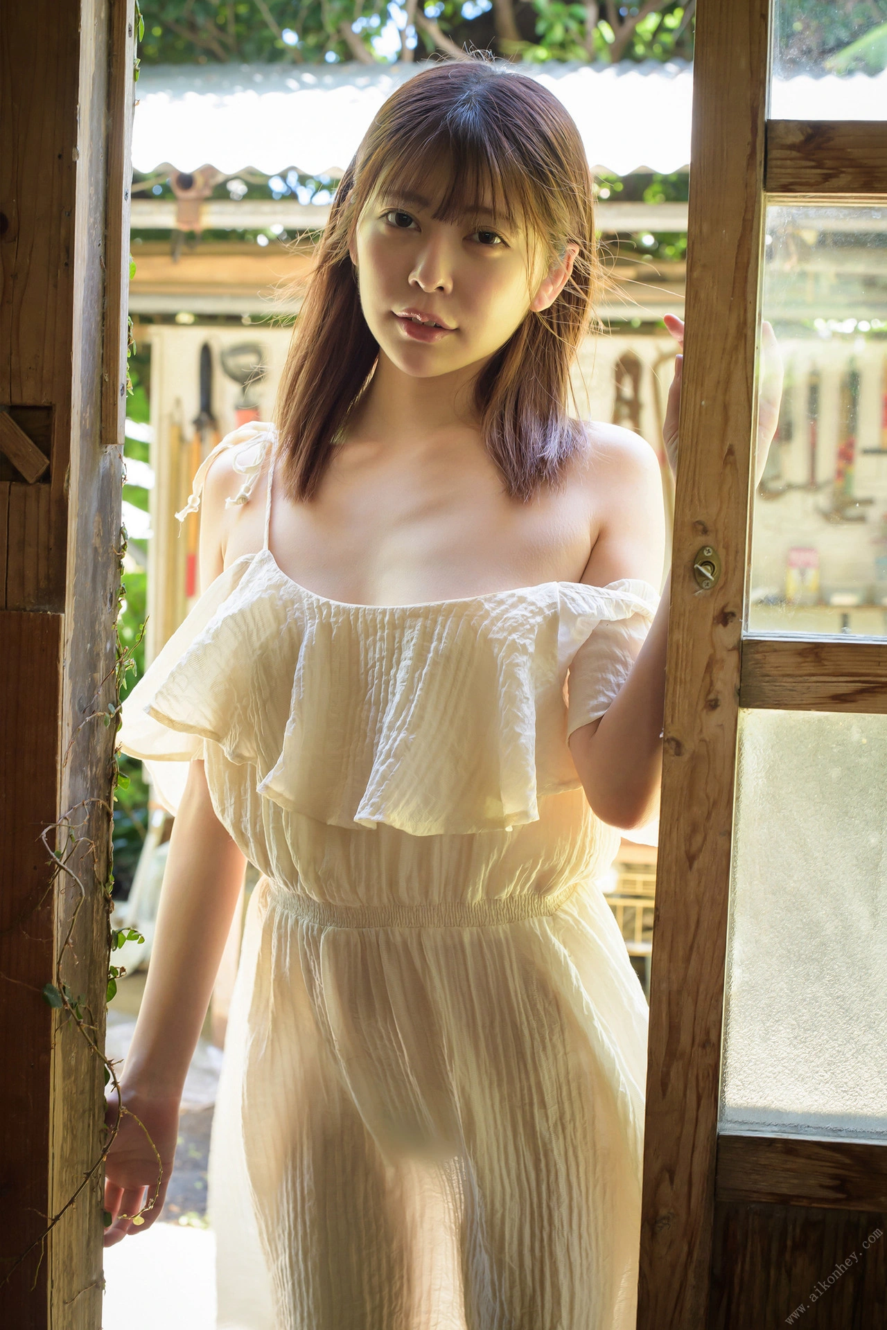 Hinako Mori 森日向子, ヌード写真集 「夏 駆ける 空 Blue sky Blue」 Set.01