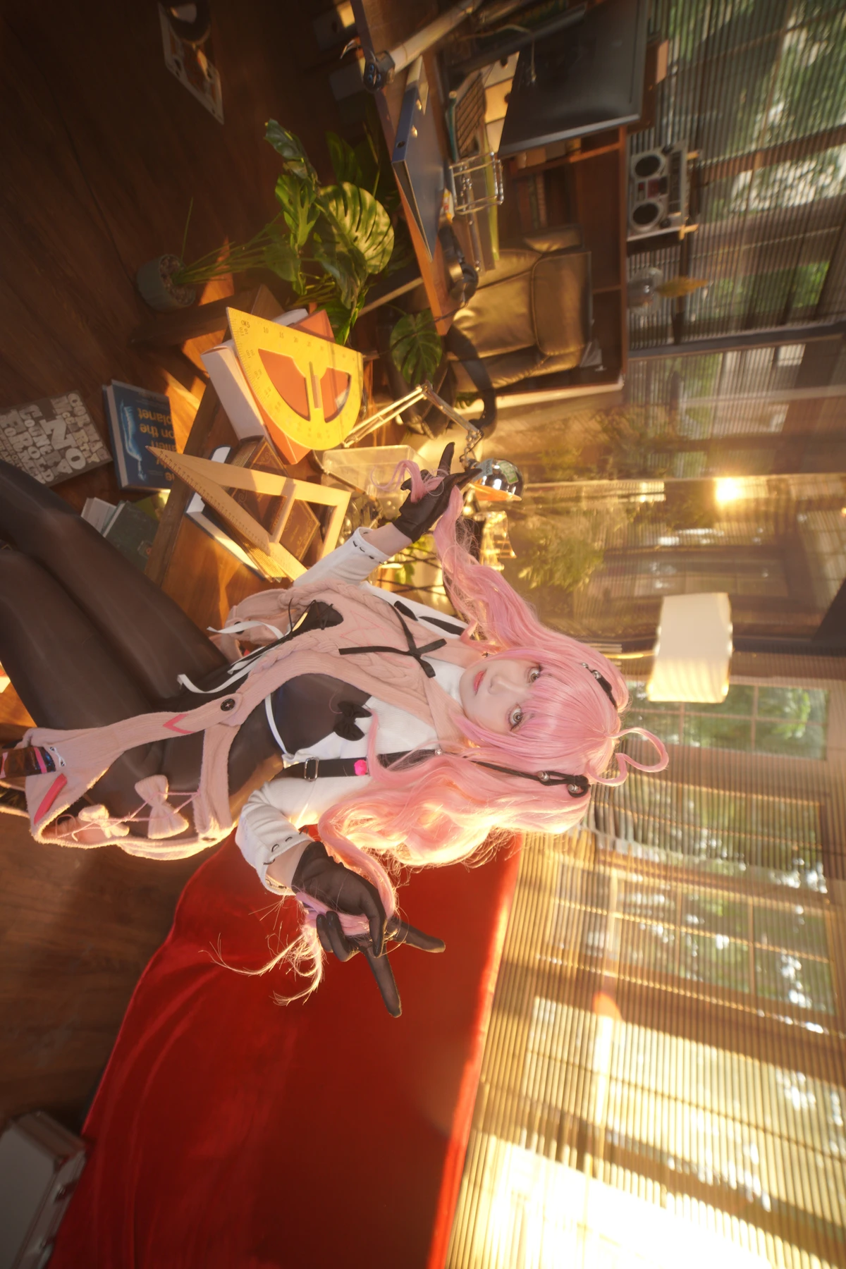 Cosplay 小和甜酒 – 交错战线卡提那