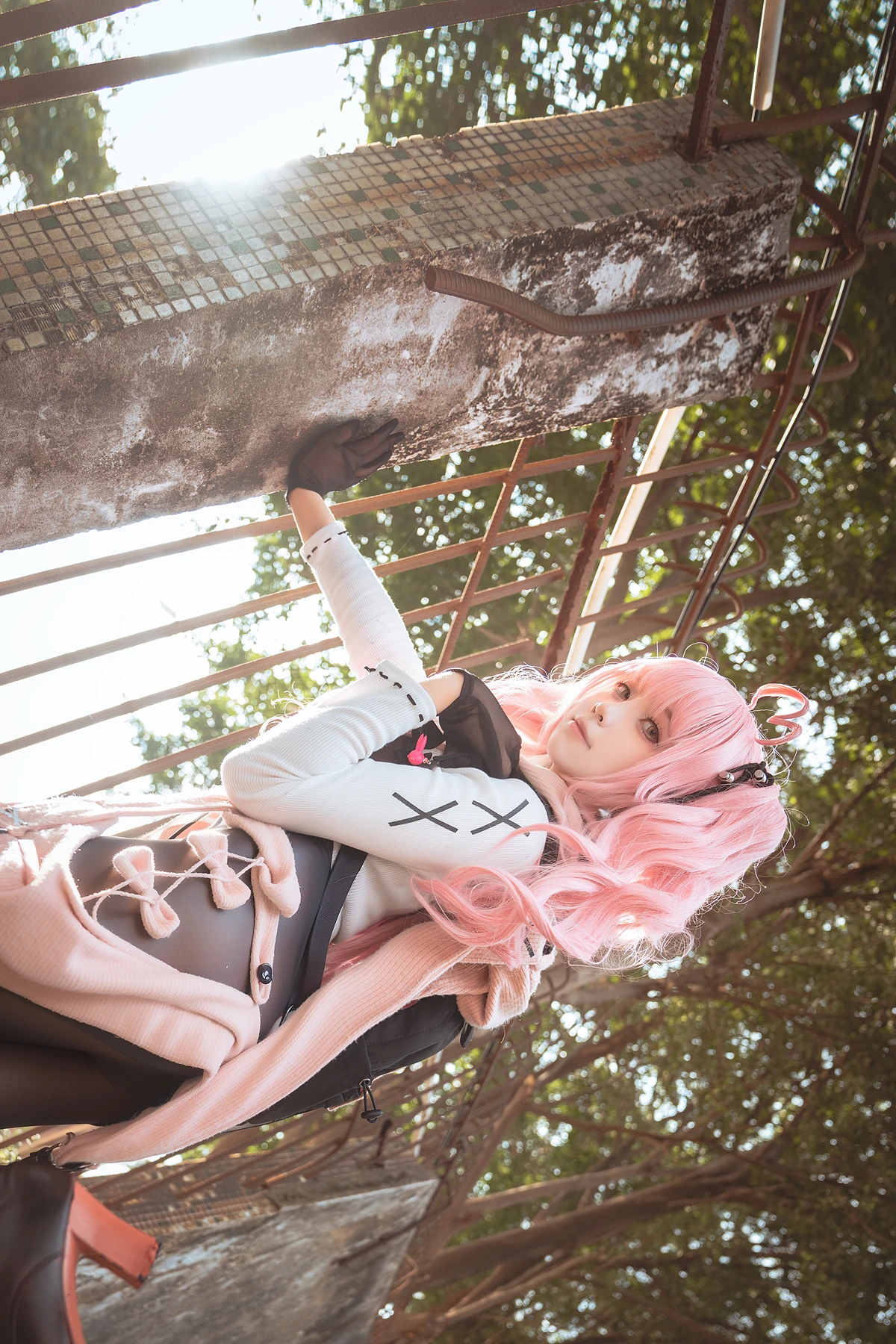 Cosplay 小和甜酒 – 交错战线卡提那