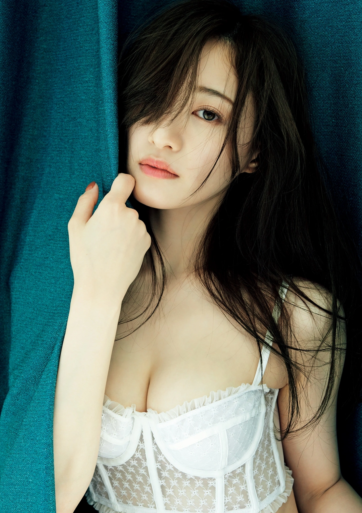 Kana Nakada 中田花奈, 2nd写真集 「掻き立てる」 Set.01