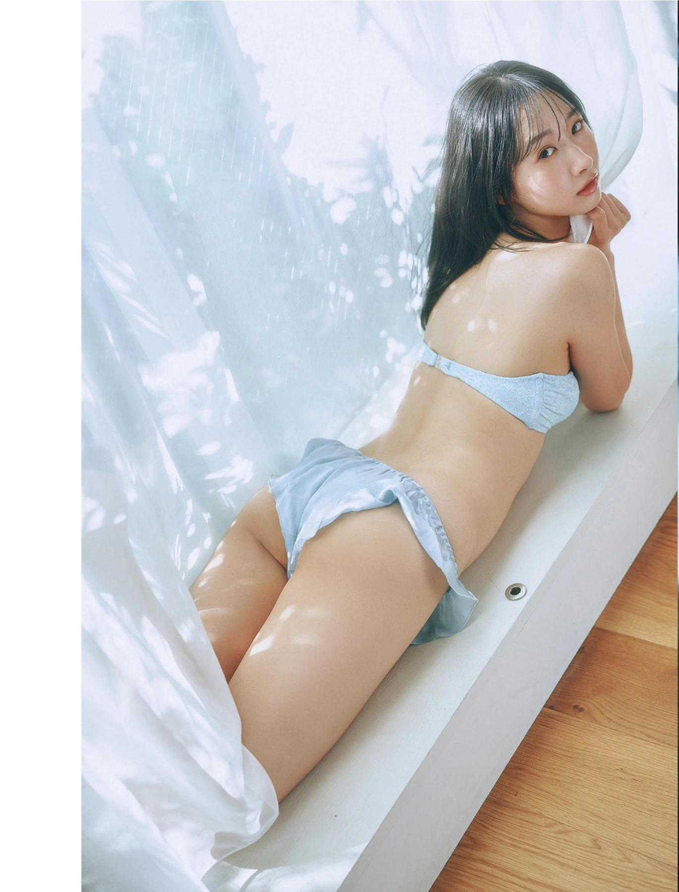 FLASHデジタル写真集の名作, FLASH 2025.08.12 (フラッシュ 2025年8月12日号)