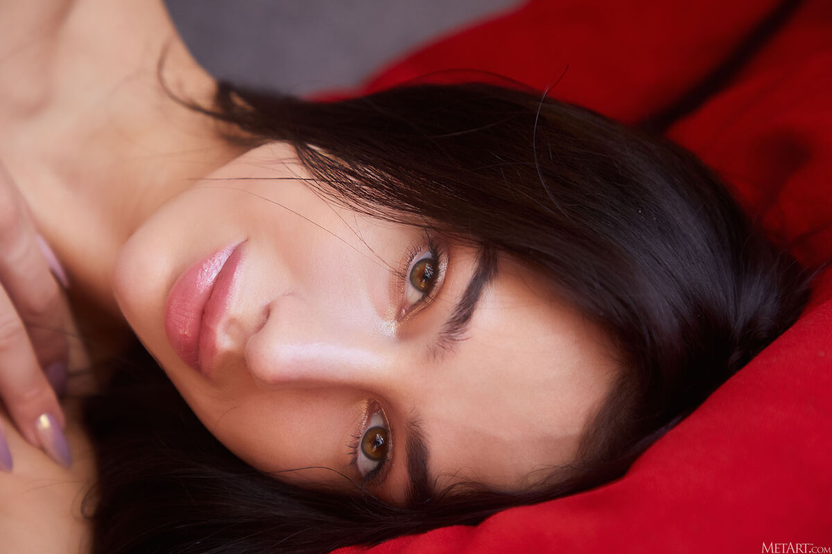 MetArt Kama Oxi - Come On In Part02