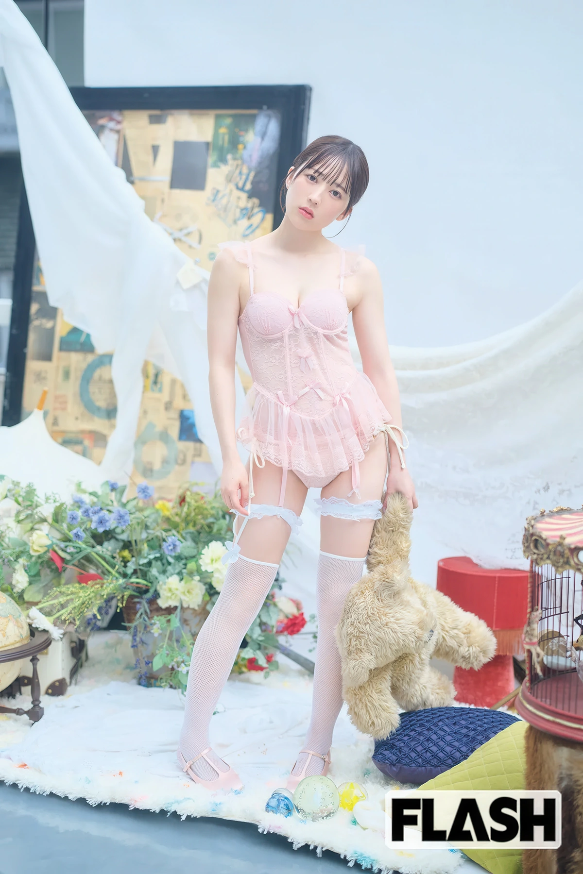 Chia Mishiro 未白ちあ, FLASH 2025.11.11 (フラッシュ 2025年11月11日号)