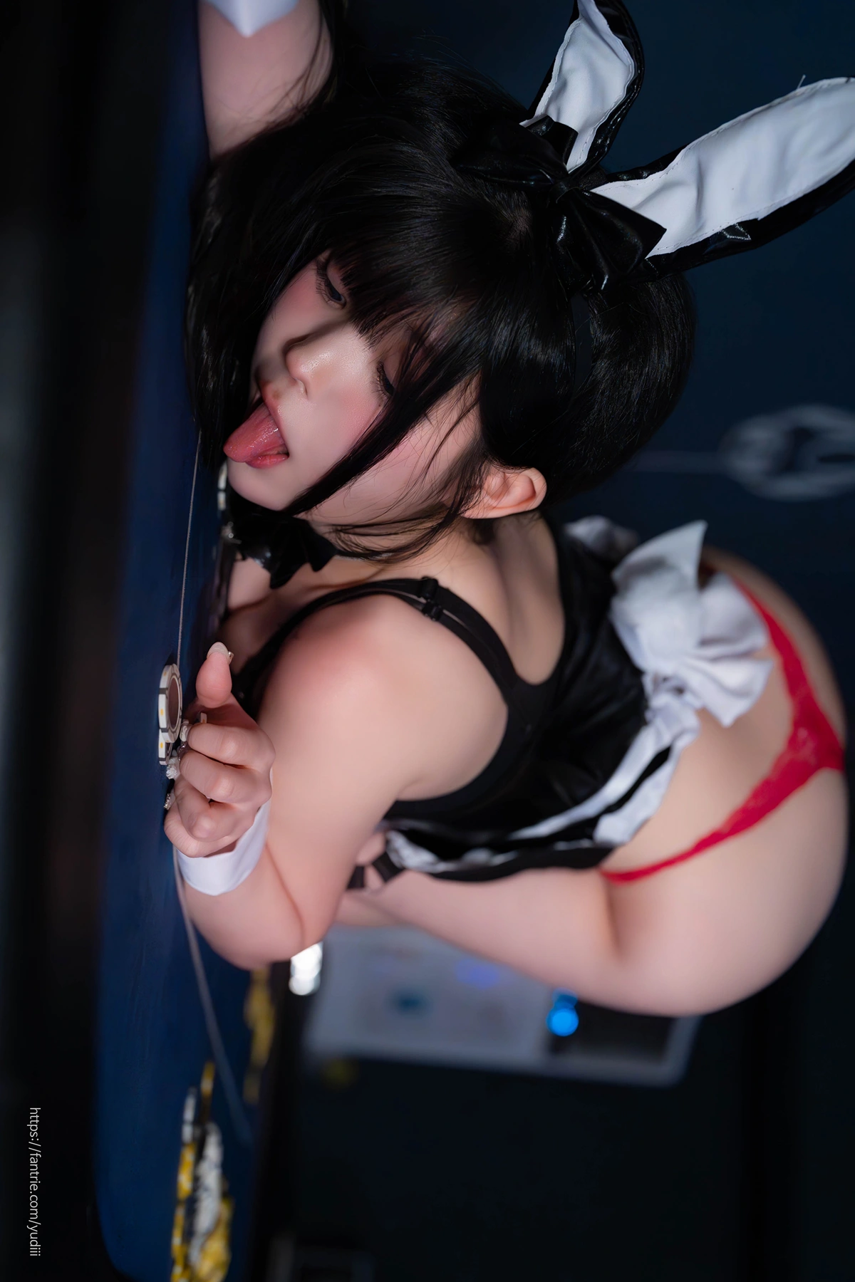 Yudi 유디, PhotoBook 「Black Rabbit」