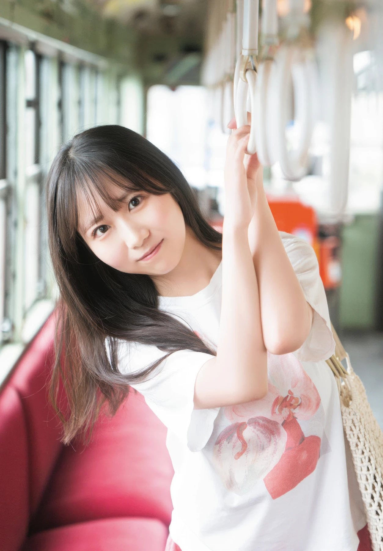 Rine Utsumi 内海里音, Dragon Age ヤングドラゴンエイジ 2025.11 Vol.31