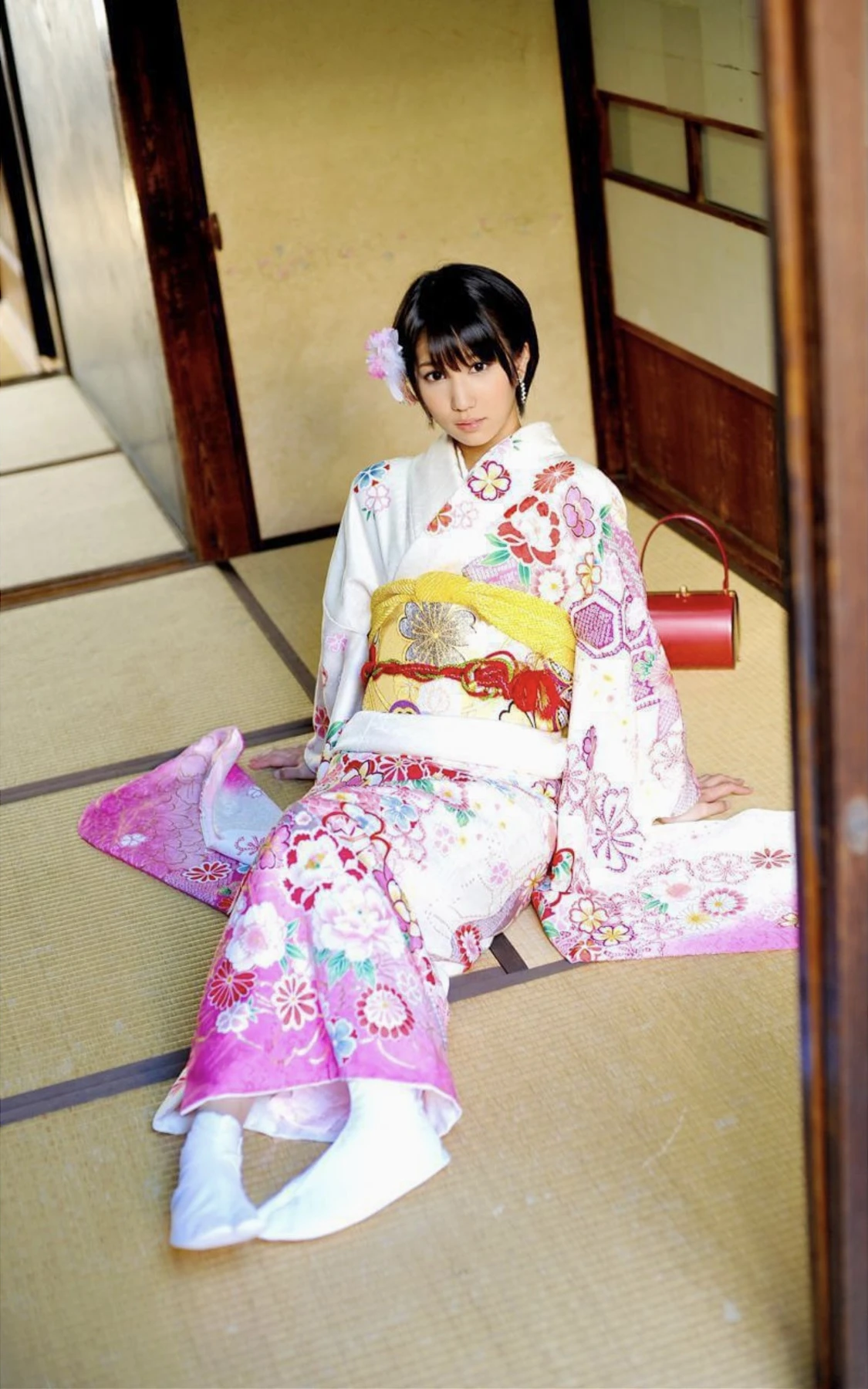 Riku Minato 湊莉久, 写真集 「NUDE PHOTO BOOK 012」 Set.02