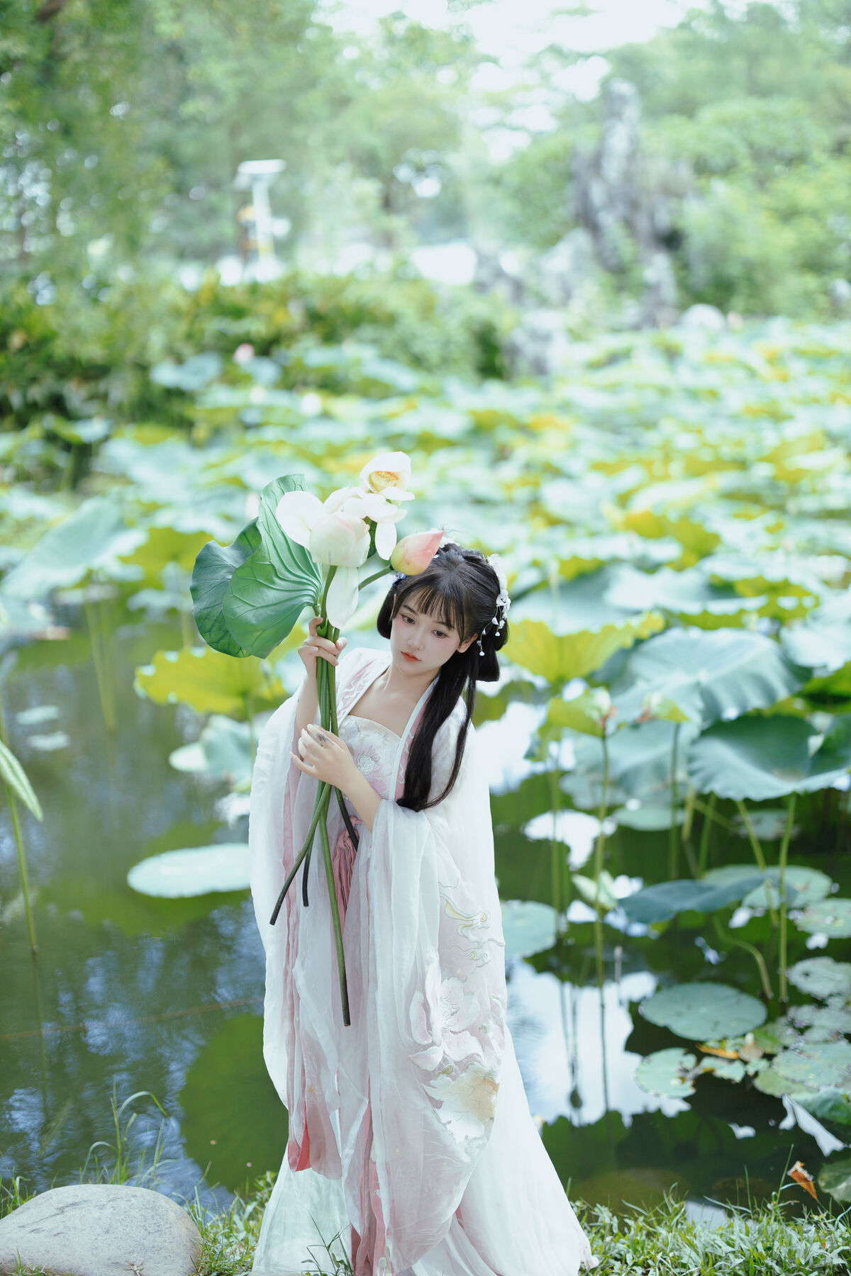 YiTuYu艺图语 Vol.7426 Yi Ming