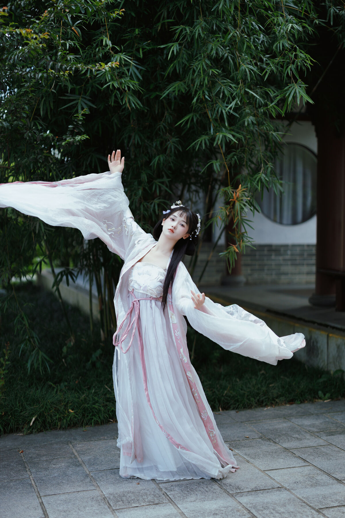 YiTuYu艺图语 Vol.7426 Yi Ming