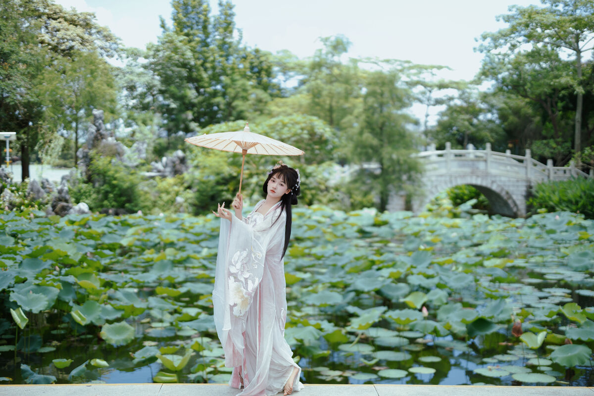 YiTuYu艺图语 Vol.7426 Yi Ming