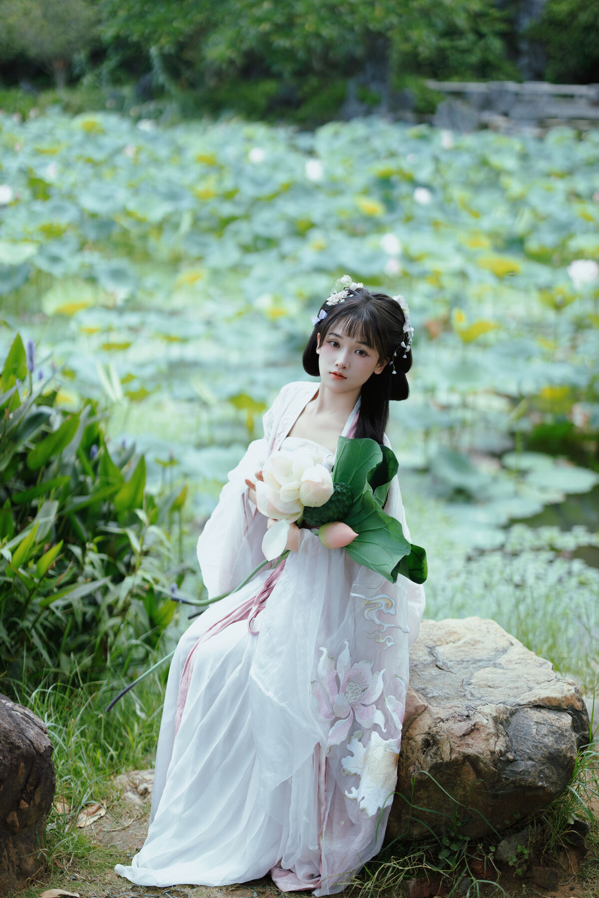 YiTuYu艺图语 Vol.7426 Yi Ming