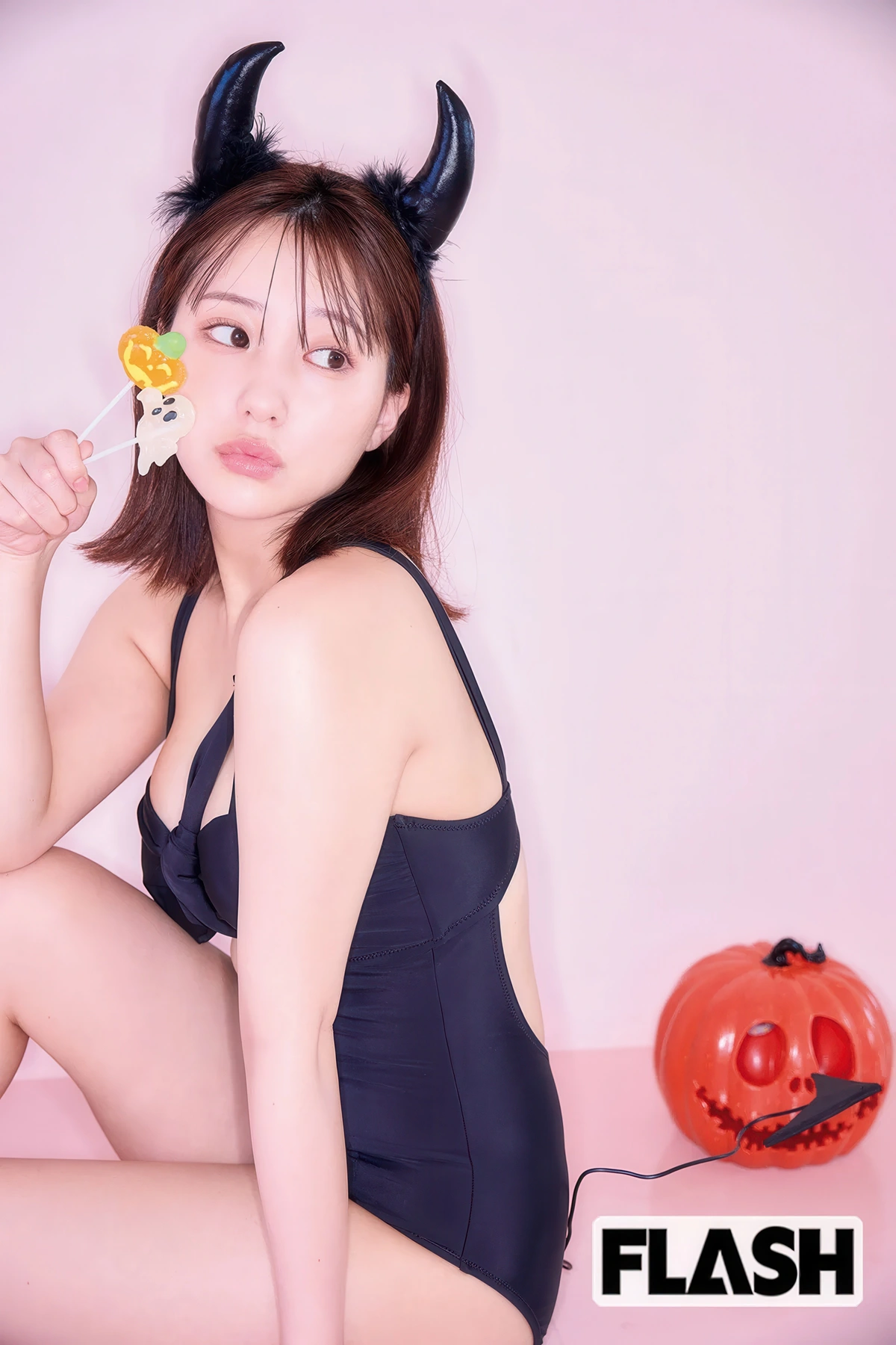 Miku Tanaka 田中美久, FLASH 2025.11.11 (フラッシュ 2025年11月11日号)