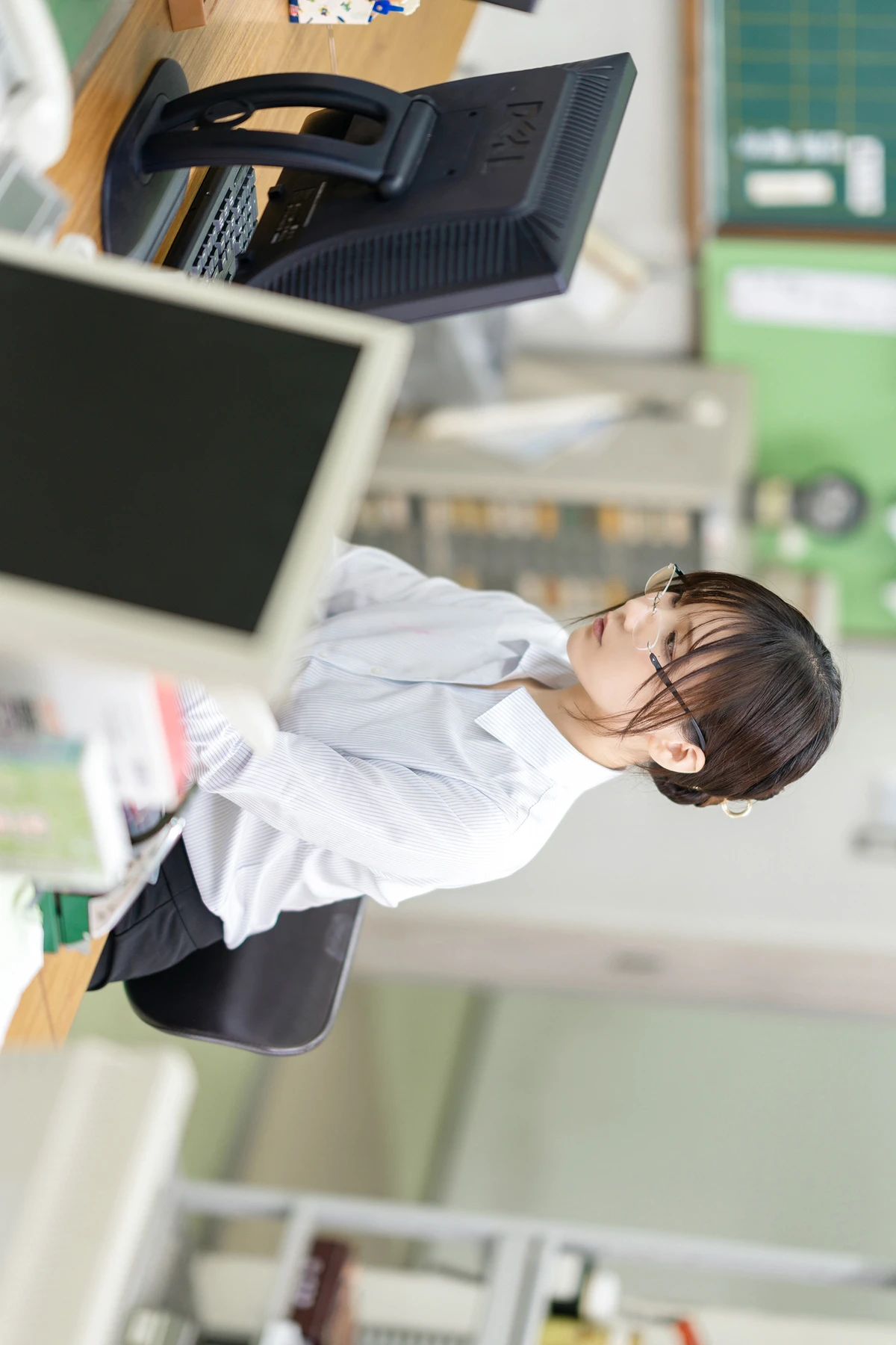 Kenken けんけん, 写真集 Fantia 「もしもけんけんが〇〇先生だったら」 Set.02