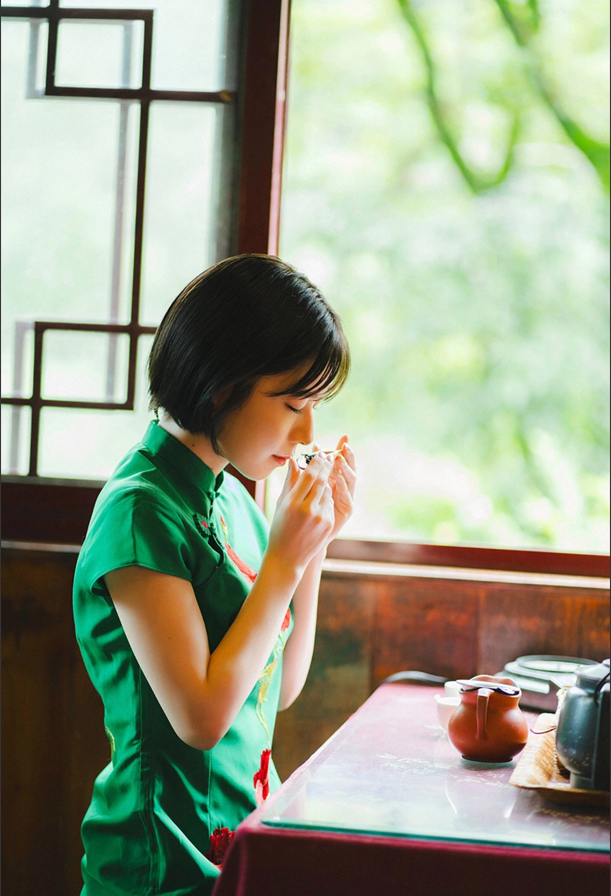 Karin Isobe 礒部花凜, 週プレ＋ Special No.342 1st Week 「かりんとりっぷ」