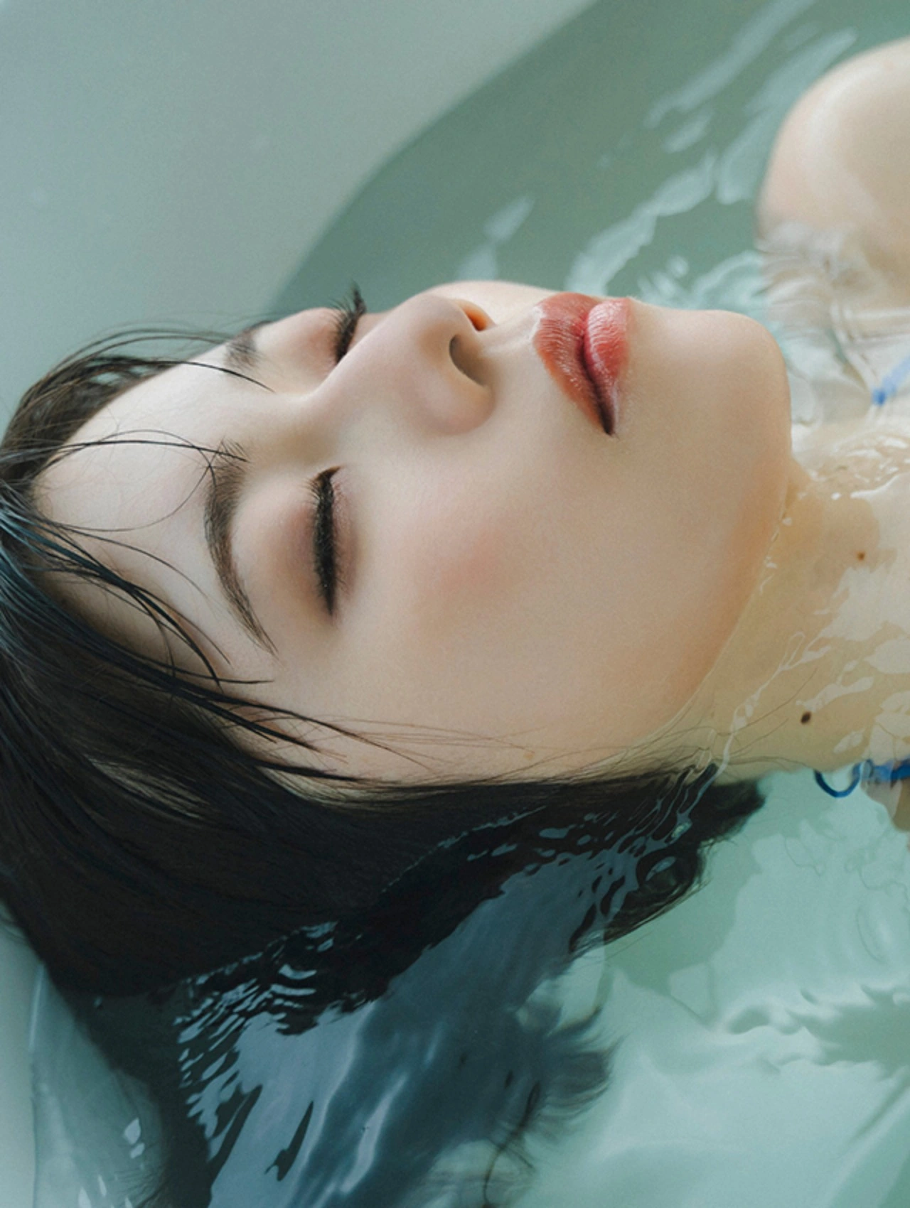 Karin Isobe 礒部花凜, 週プレ＋ Special No.342 1st Week 「かりんとりっぷ」