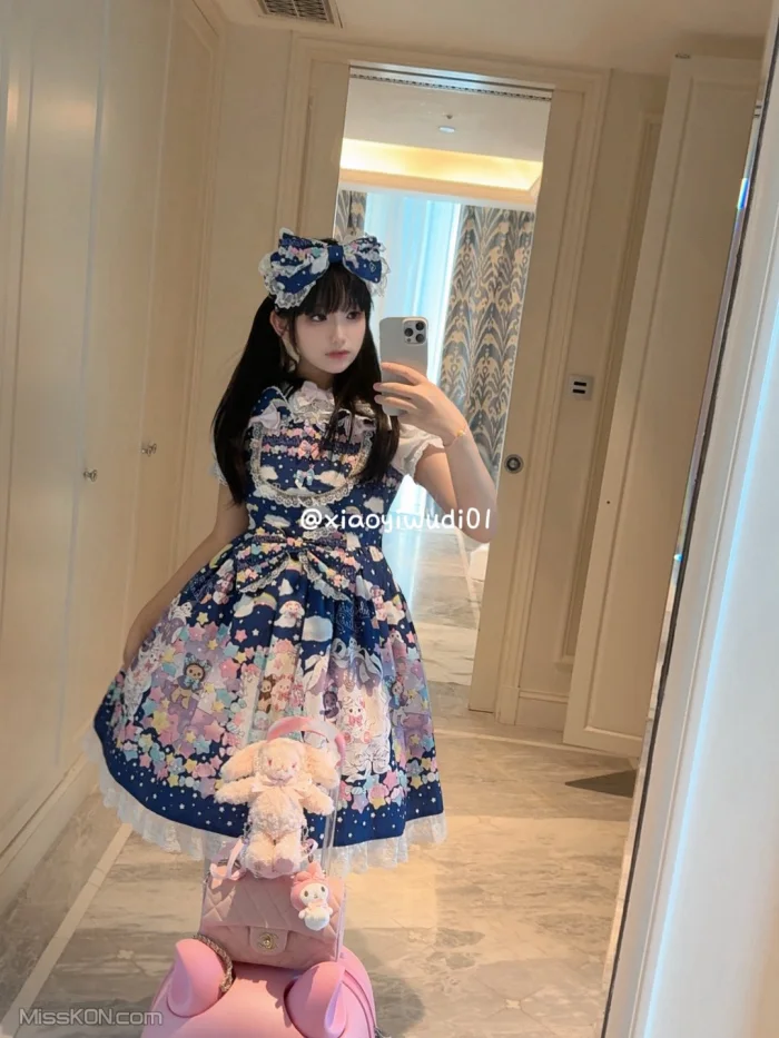 小亦无敌_ 极品颜值可爱少女 丰满小萝莉 爱爱 裸舞 私拍