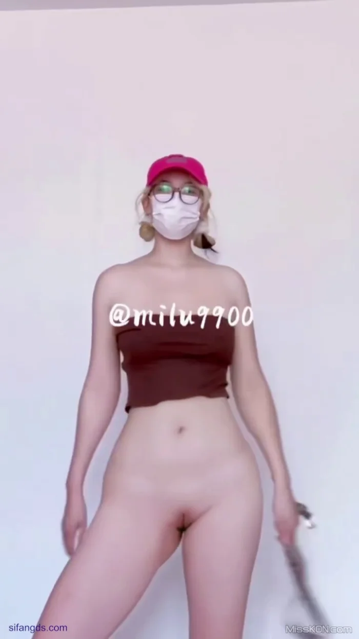 迷鹿_ 极品变装裸舞女神最新定制合集