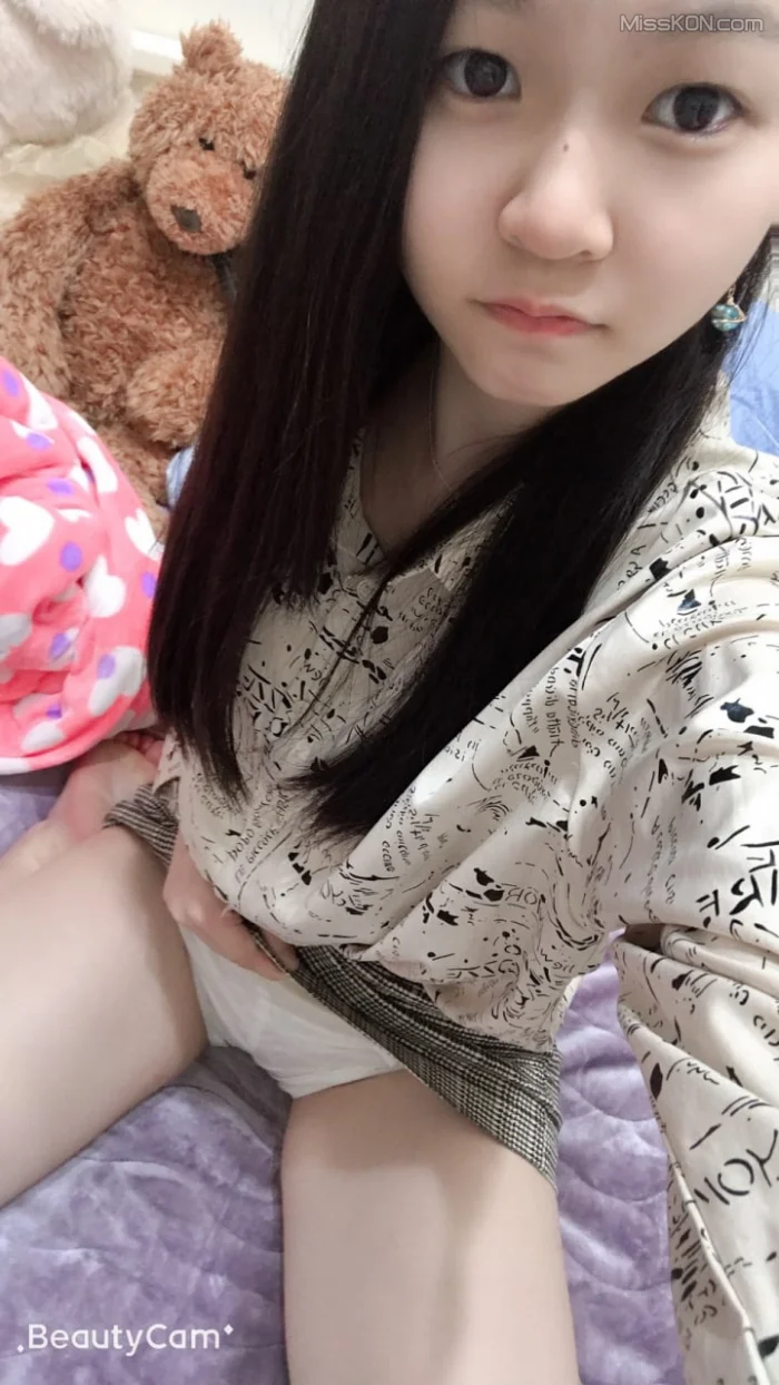 顶级泄密_ 纯欲 期 五位纯欲反差婊私拍流出