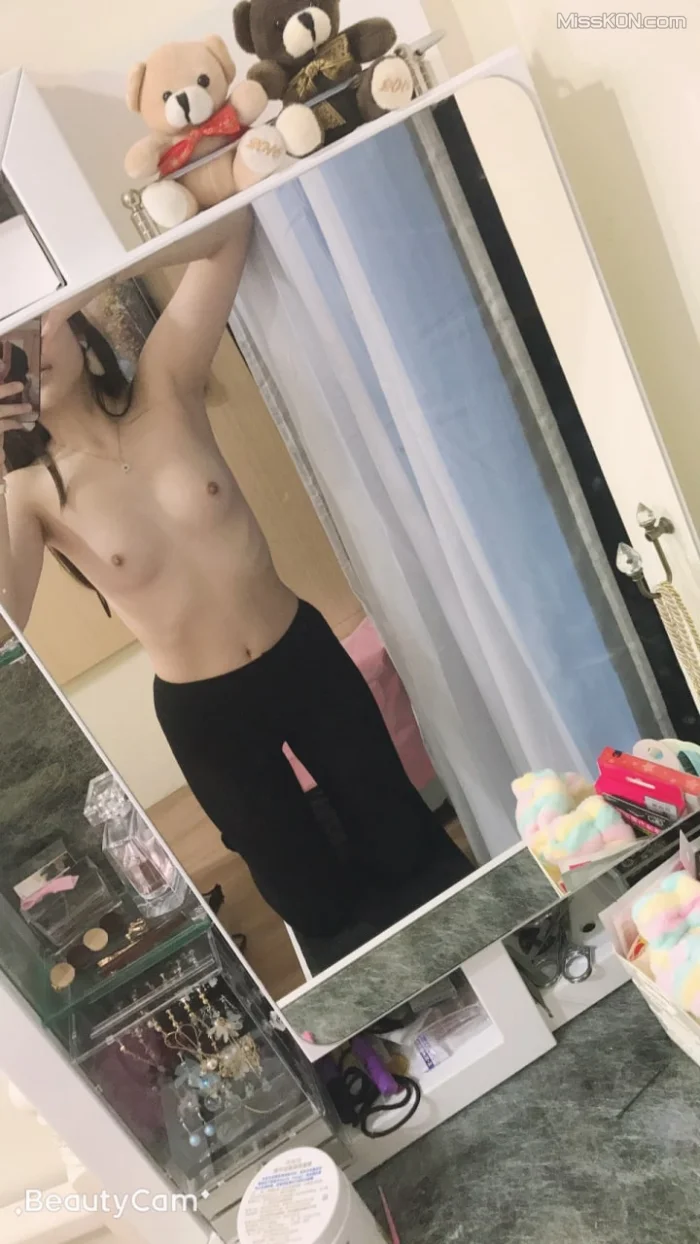 顶级泄密_ 纯欲 期 五位纯欲反差婊私拍流出