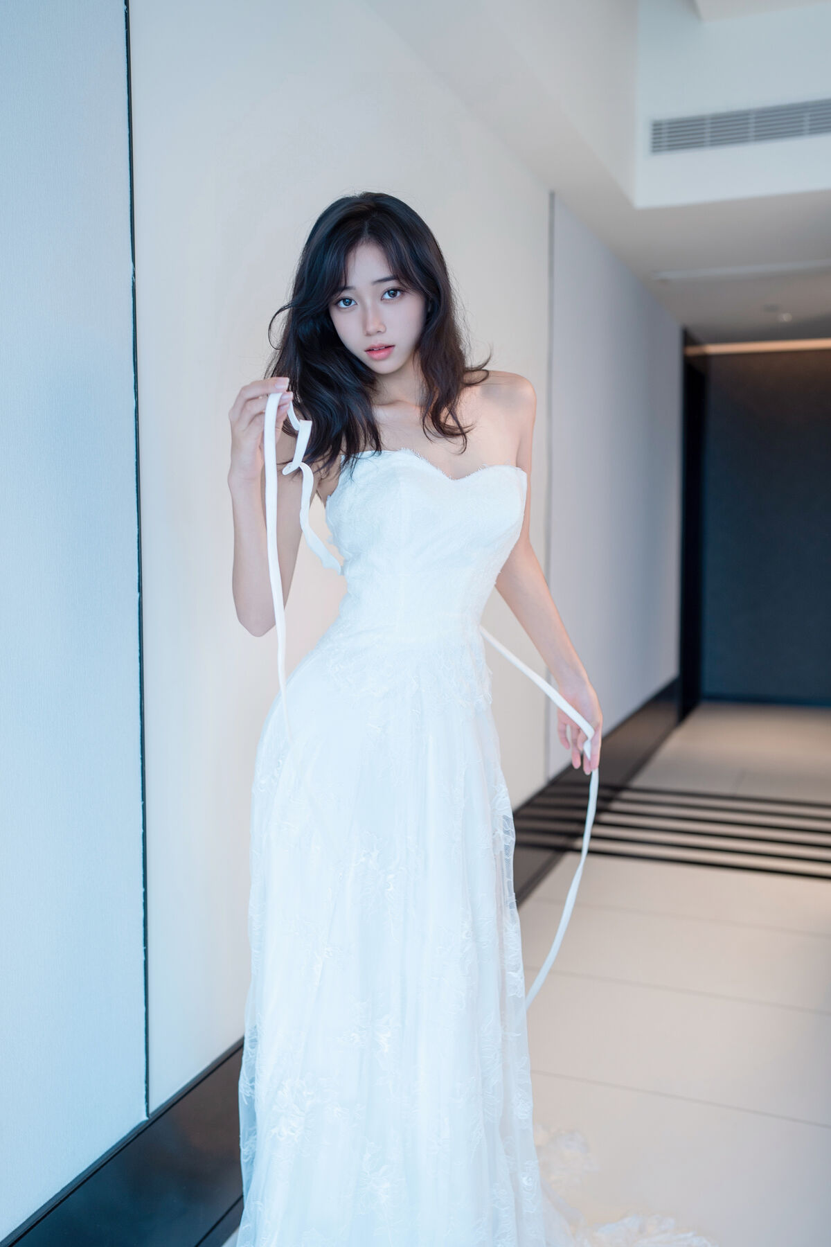 XiuRen秀人网 Uncensored Shi An An 时安安 - R18 秀人网模特 白色蕾丝长裙VS无内肉丝 Part01